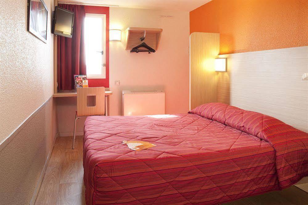 Premiere Classe Paris Ouest - Nanterre - La Defense Exteriér fotografie